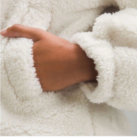 Lululemon Cinchable fleece zip size 6 color bone - Picture 7 of 9